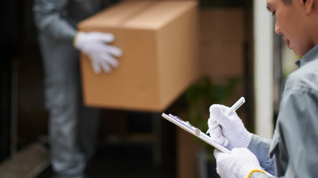 Moving GPT specialists delivering reliable packing for fragile and high-value items